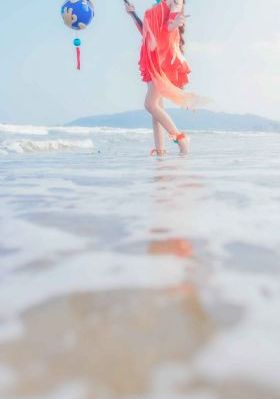 服务员tk视频vk_720电影免费在线