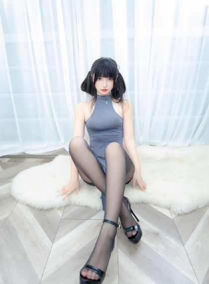乡村激情亂伦小说谢大脚_高清蓝光在线观看